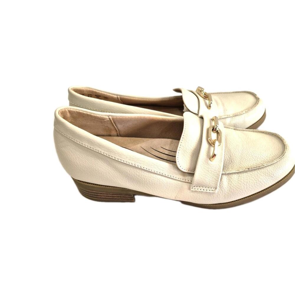LifeStride Womens Sonoma Ivory Slip-On Loafers Shoes Sz 6 Medium - accent buckle